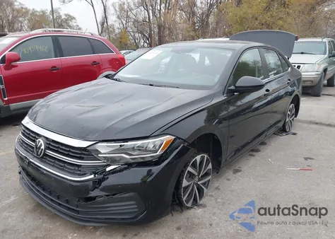 2023 Volkswagen Jetta 1.5T S z USA, uszkodzony, nr VIN 3VW5M7BU9PM012994